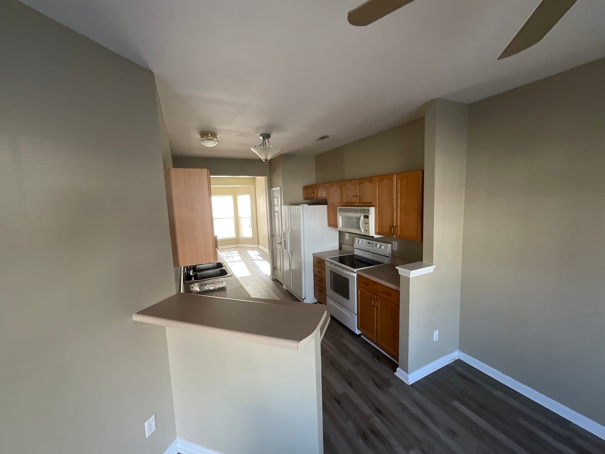 Kitchen - 1965 Charlotte Hwy