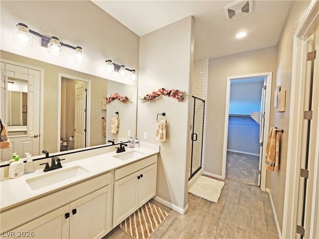 Building Photo - 4901 Fairwood Ct