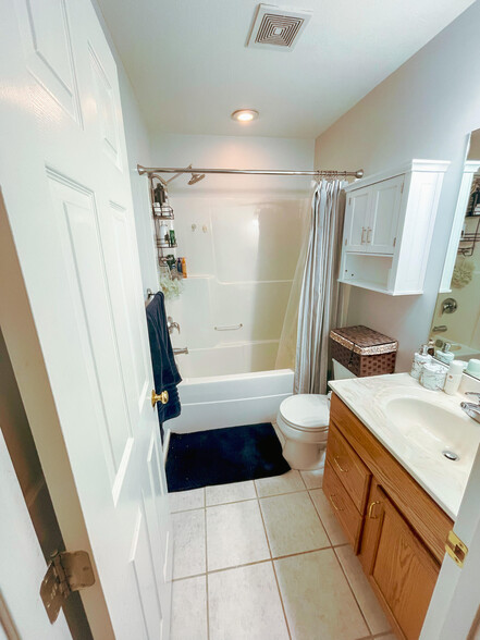 Building Photo - 1718 Merriman Ct