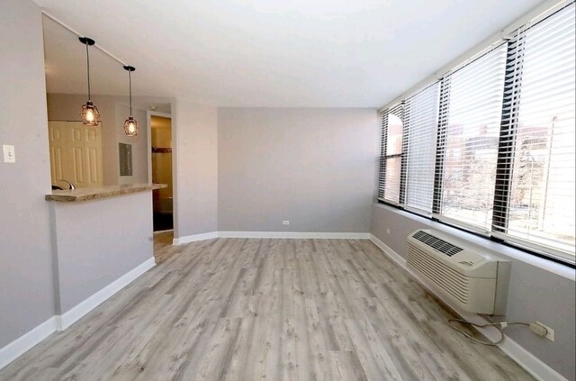 Building Photo - 345 E Eastgate Pl