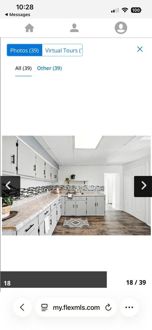 Building Photo - 419 S Collett St