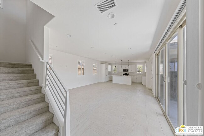 Building Photo - 35935 Hinksey St
