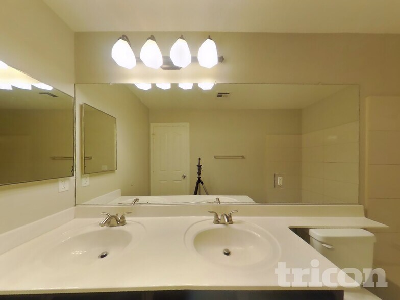 Building Photo - 1166 Picked Petal Ct