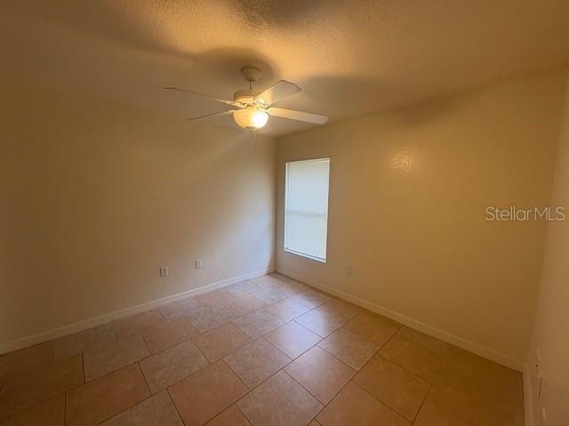 Building Photo - 865 Fox Lake Dr