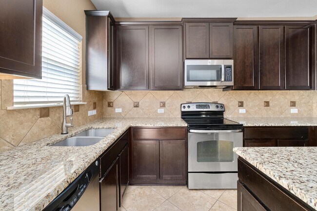 Building Photo - 17716 Linkhill Dr