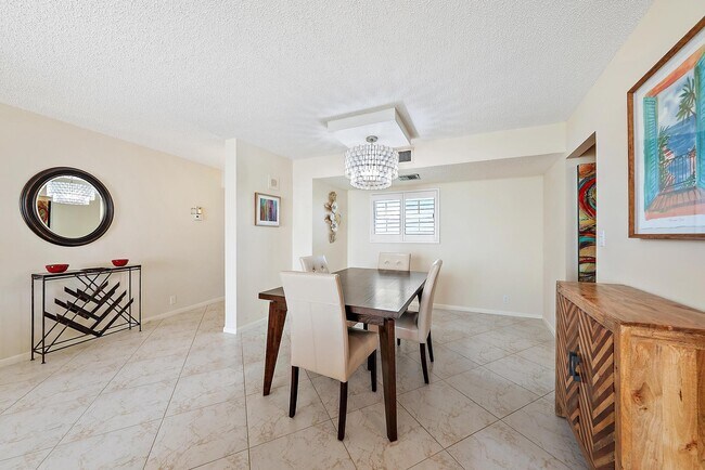 Building Photo - 400 Ocean Trail Way