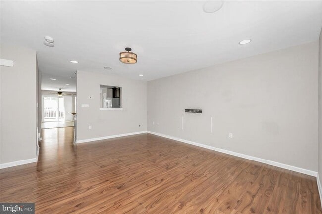 Building Photo - 7 New Gate Ct