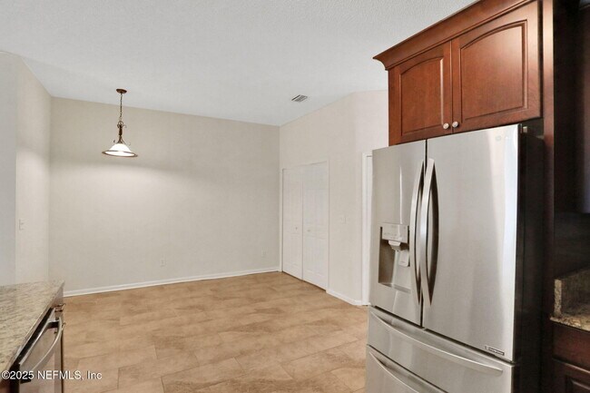 Building Photo - 1143 Summer Springs Drive