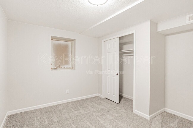 Building Photo - 4762 S Acoma St