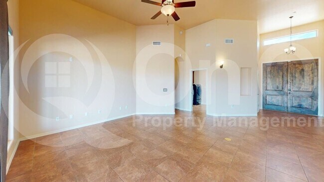 Building Photo - 9398 E Desert Milkweed Ct