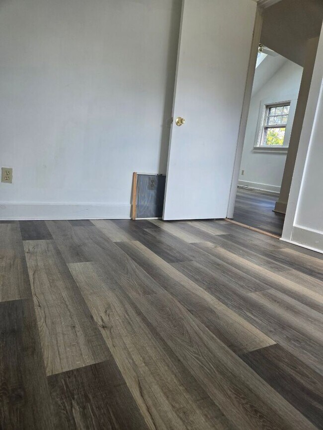 Building Photo - 3746 W 39th St