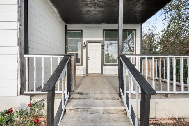 Building Photo - 394 Rd 5102