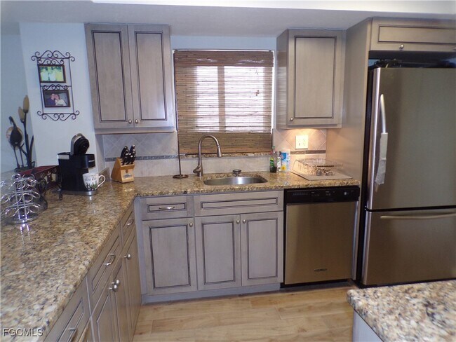 Building Photo - 7500 Estero Blvd