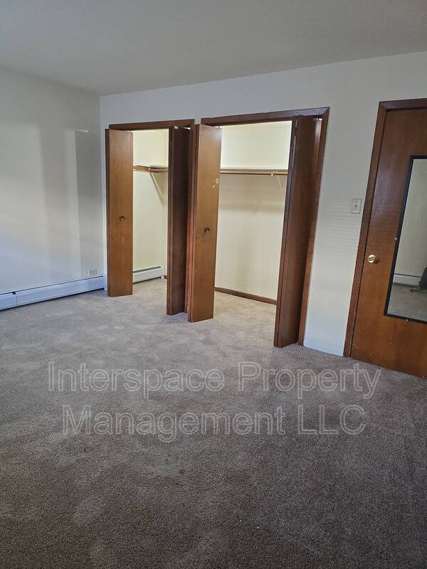 Building Photo - 9841 S Harlem Ave