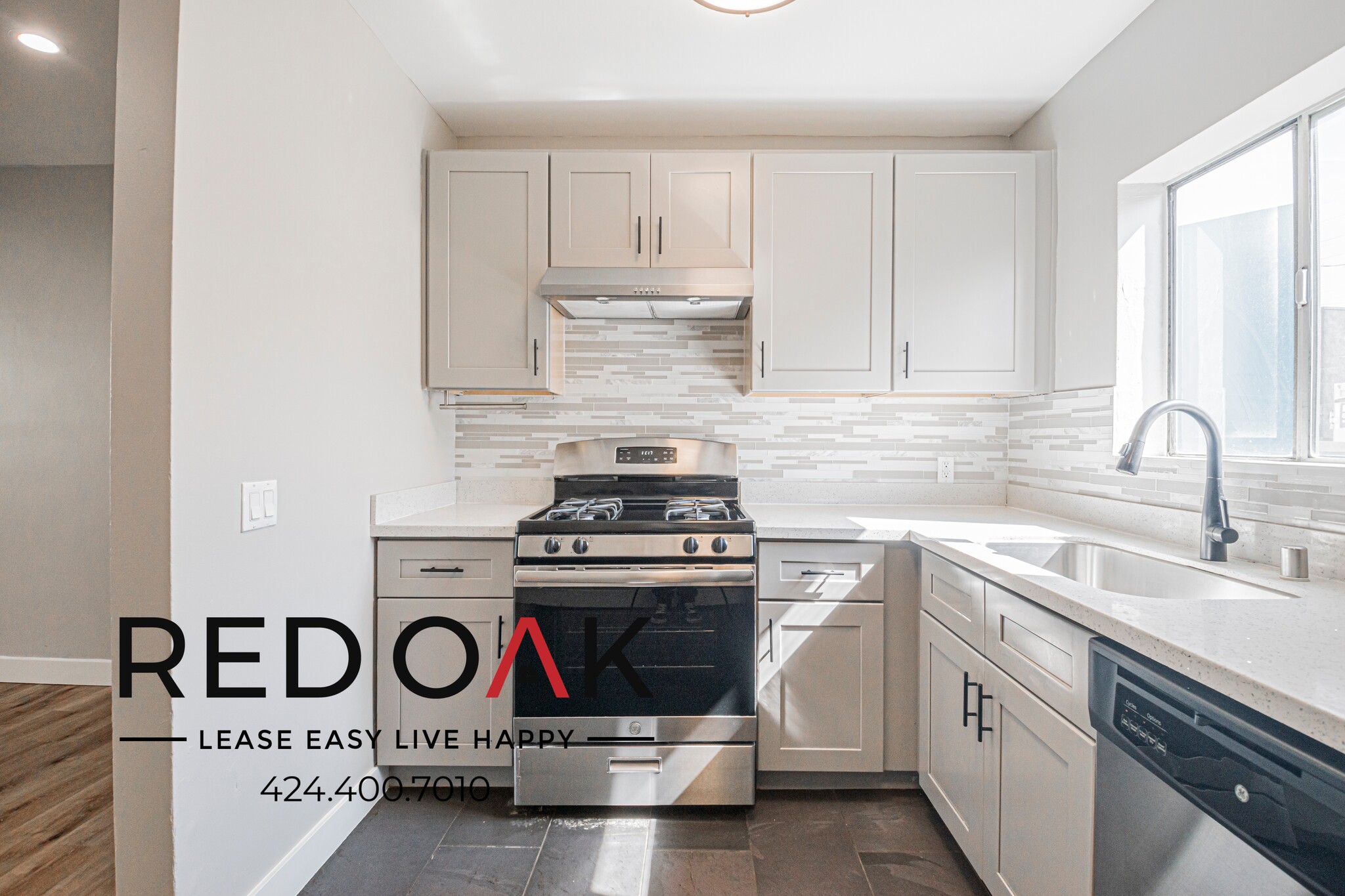 Building Photo - 3146 S Halm Ave