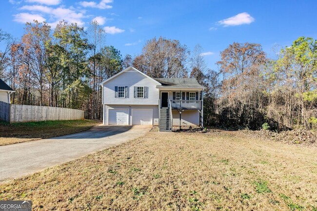 Primary Photo - 18 Twin Oaks Ln