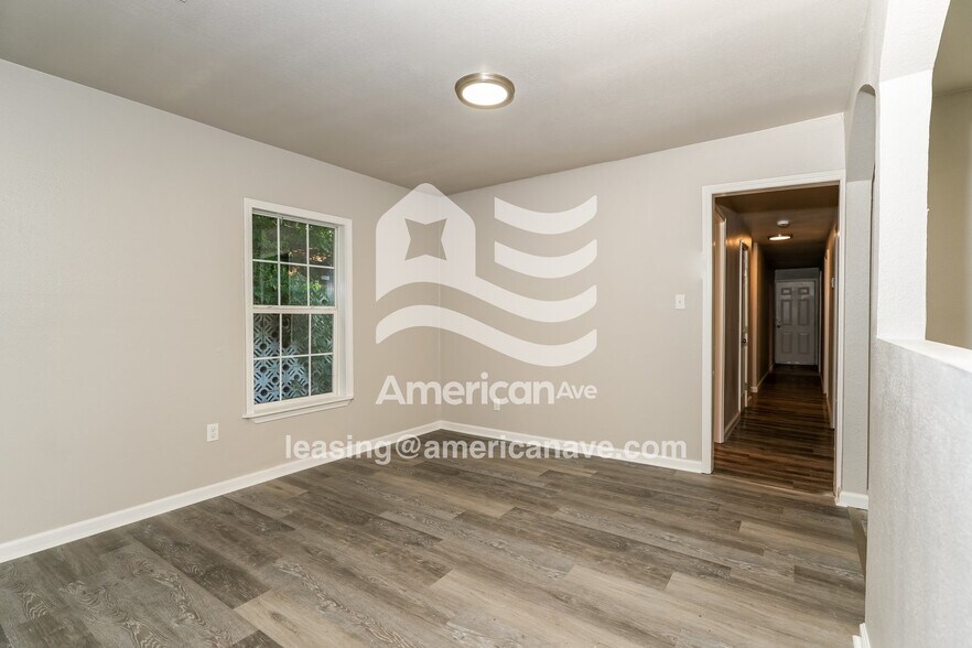 Building Photo - 1868 N Madison Pl