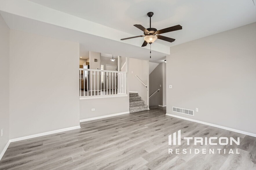 Building Photo - 7363 Ocean Ridge St