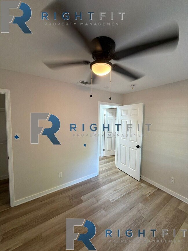 Building Photo - Newly Renovated Home in Texarkana