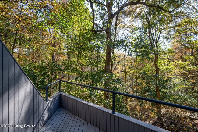 Building Photo - 6 Glen Arden Rd