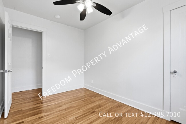 Building Photo - 755 Shady Dr E