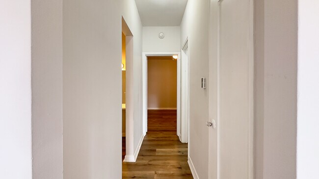 Building Photo - 201 S Alexandria Ave