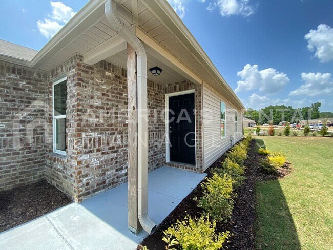 Building Photo - 52 Cottage Ln