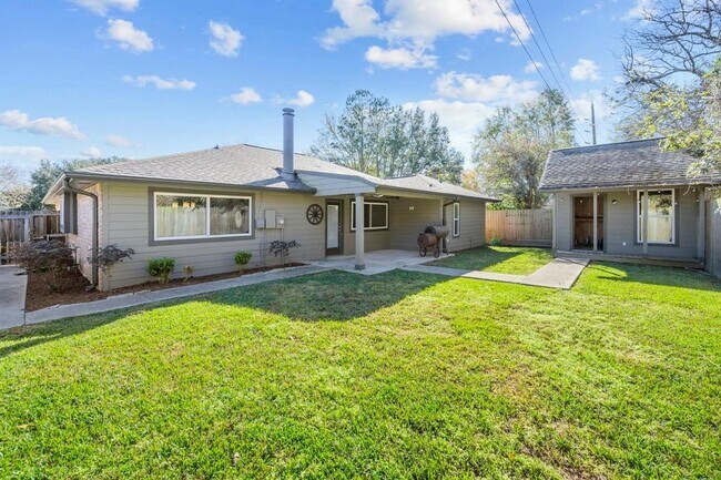 Building Photo - 835 Mayweather Ln