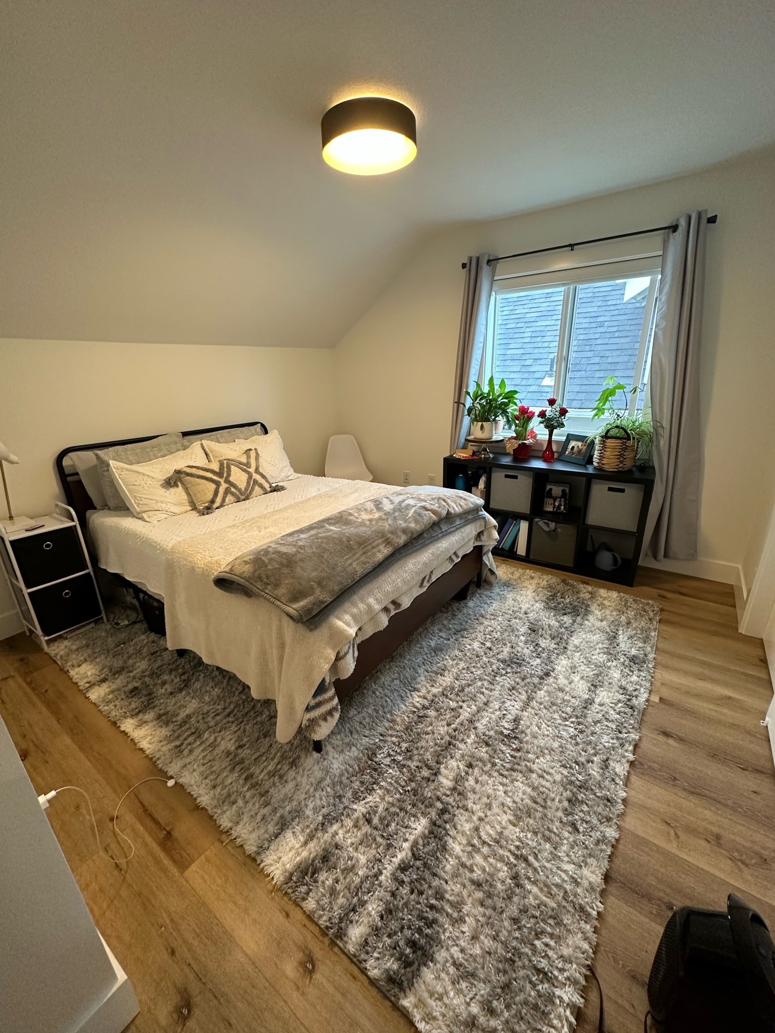 Building Photo - 3674 NE Jacob St