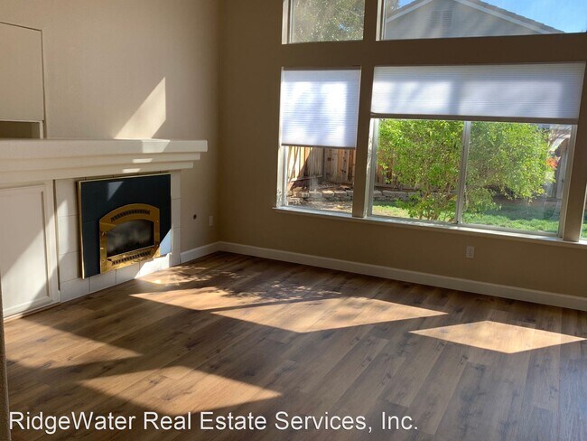 Building Photo - 4 br, 3 bath House - 610 Sundale Lane