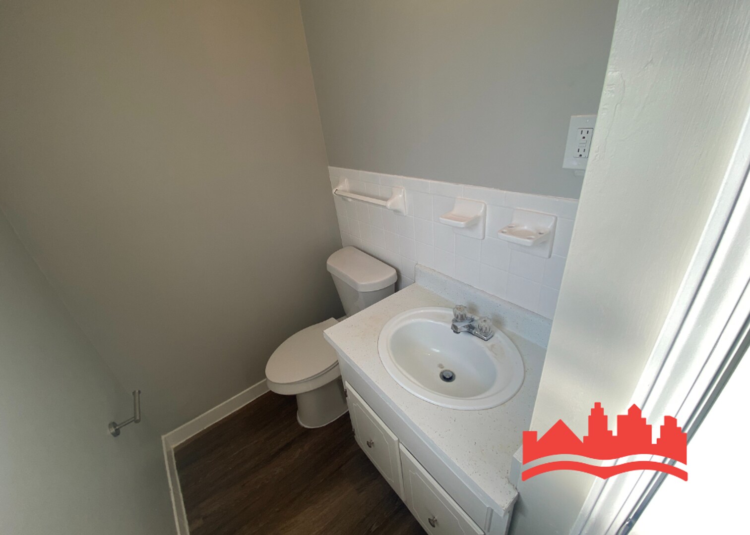 Building Photo - 5095 Corkwood Dr