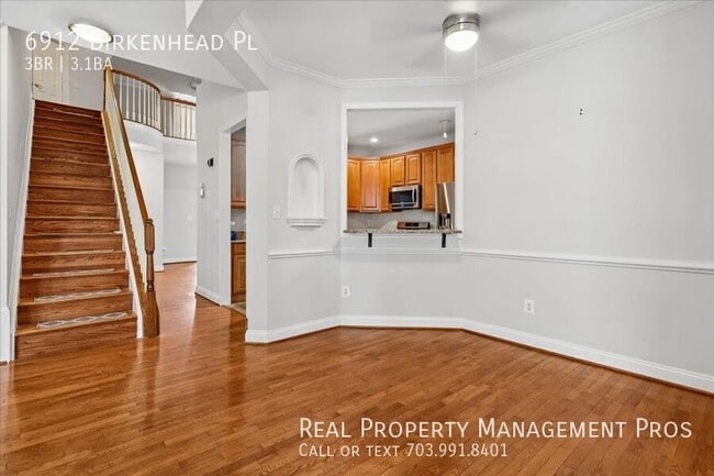 Building Photo - 6912 Birkenhead Pl