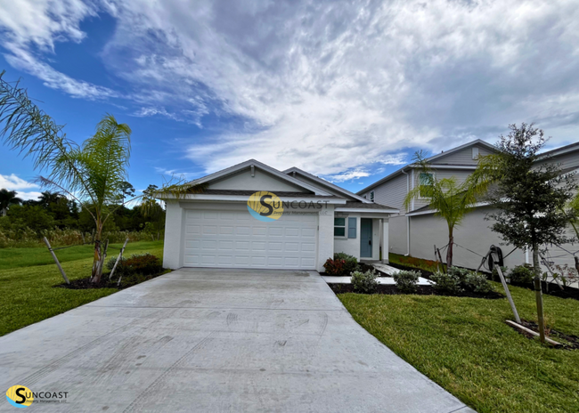 Building Photo - Stunning New Construction Home in Fort Myers