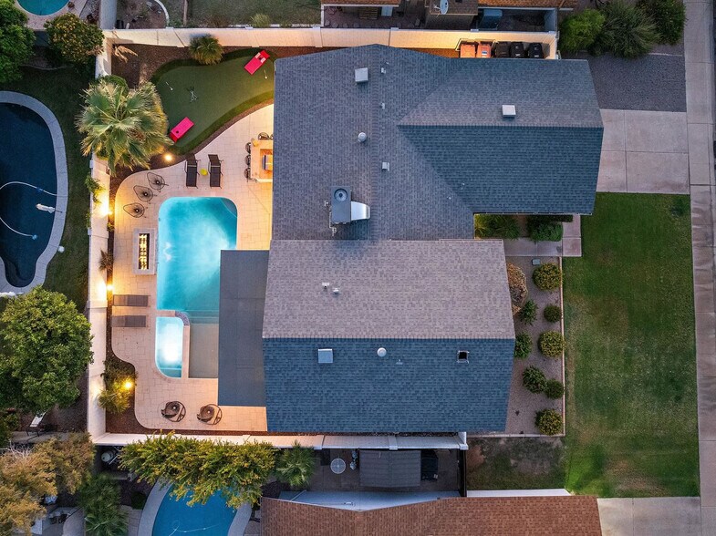 Building Photo - 8107 E Montebello Ave