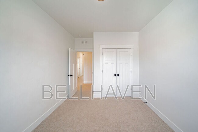 Building Photo - 1471 Elmore Ave