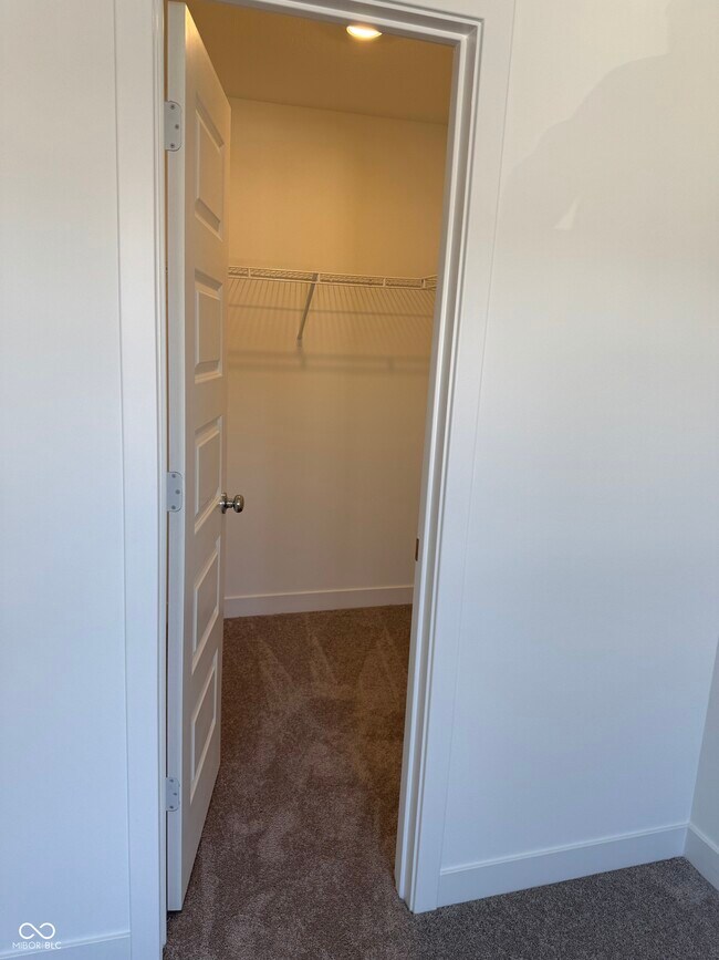 Building Photo - 15203 Farrington Rd