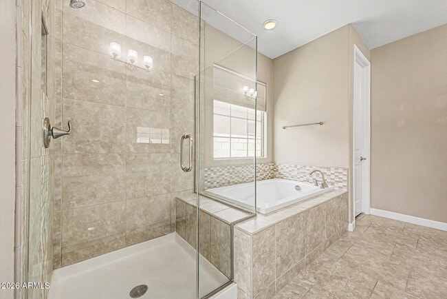 Building Photo - 4128 S Greythorne Way