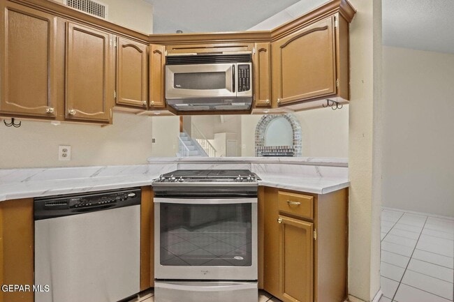 Building Photo - 12072 Autumn Gate Dr