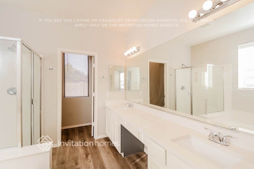 Building Photo - 8704 N 58th Dr