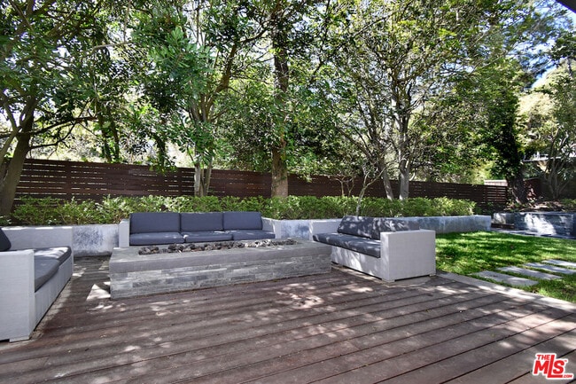 Building Photo - 9908 Lancer Ct