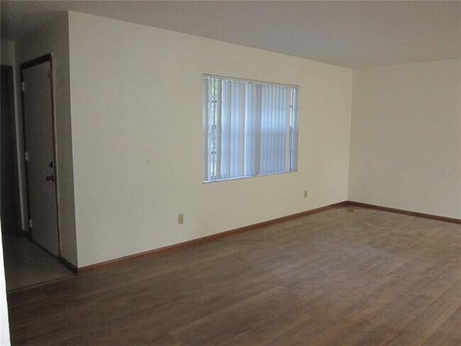 Building Photo - 1209 SW 80th Dr