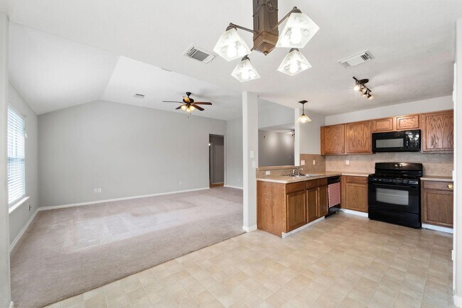 Building Photo - 2530 Fox River Ln