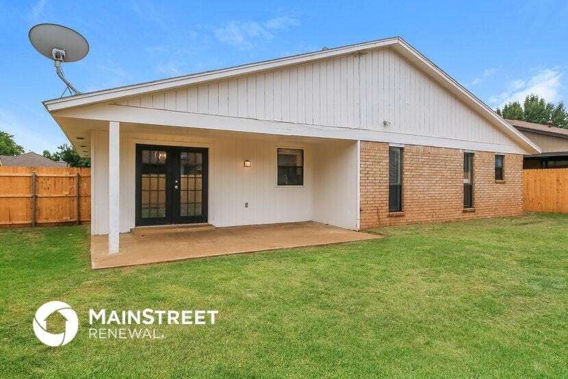 Building Photo - 2905 Parkside Dr