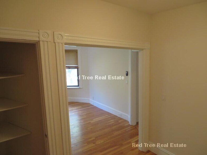 Building Photo - 49 St Germain St