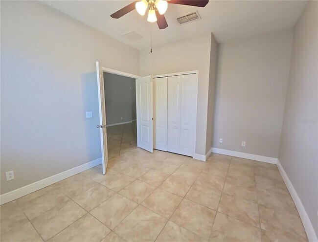 Building Photo - 5201 Sunset Canyon Dr
