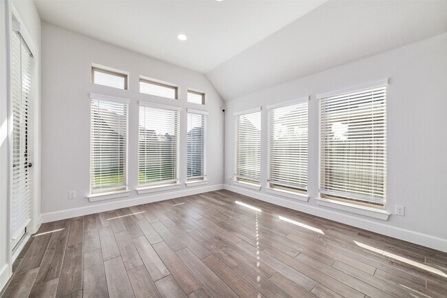 Building Photo - 19035 Dappled Mare Cir