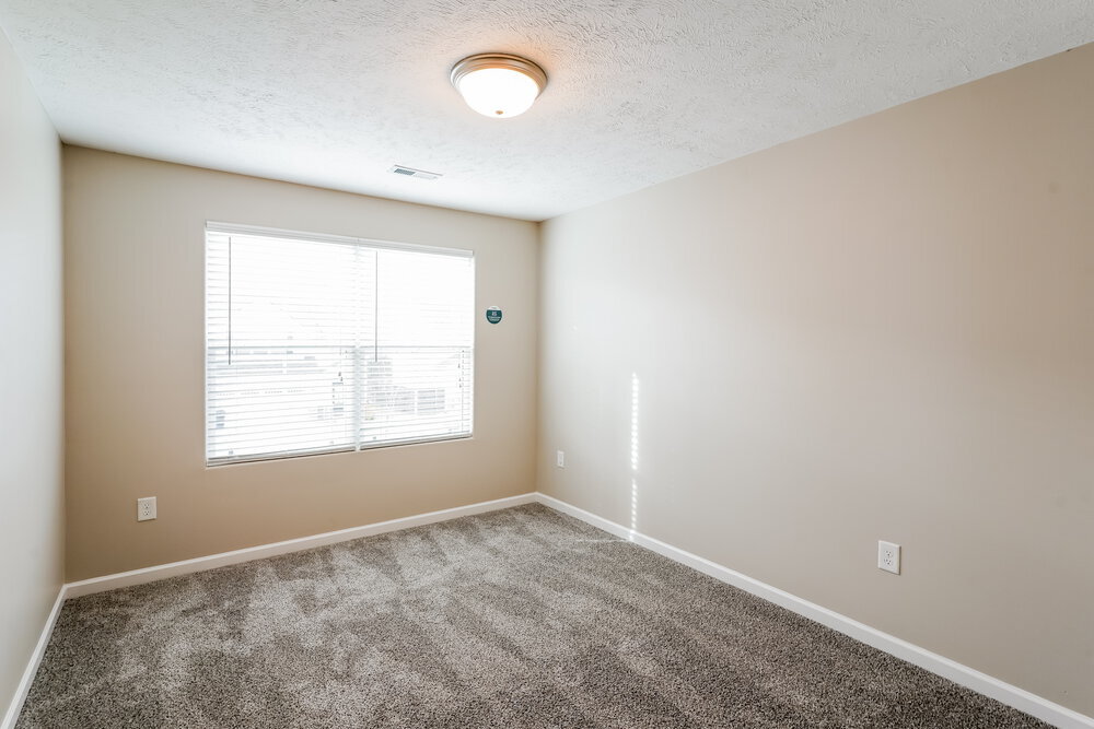 Building Photo - 1626 Sunray Dr