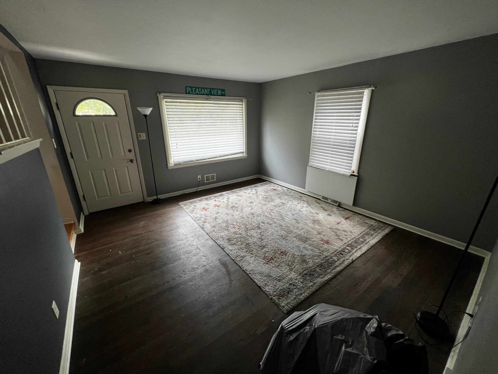 Building Photo - 2108 Oaklawn Ave