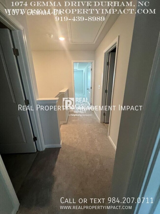 Building Photo - 1074 Gemma Dr