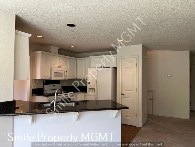 Building Photo - Spacious 4 Bedroom Home in Bethany